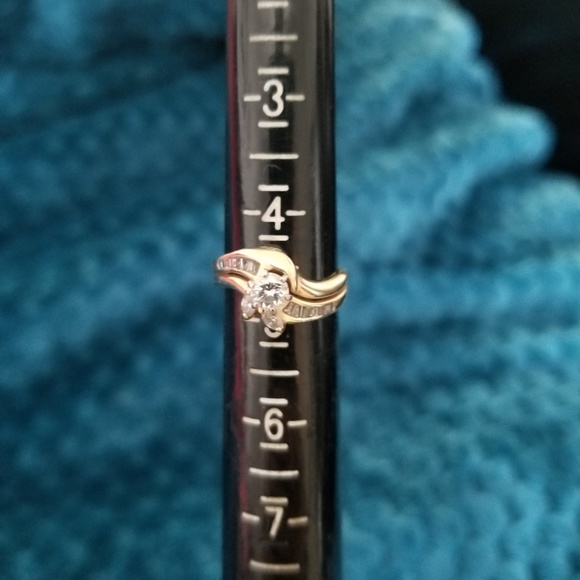 Ladies Rings - Picture 3 of 5